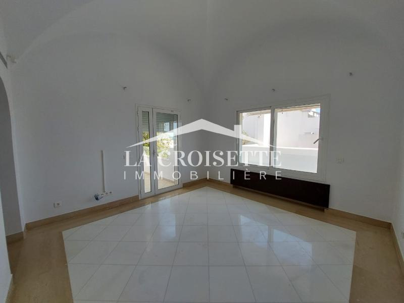 Villa S+3 vue sur mer à Gammarth
